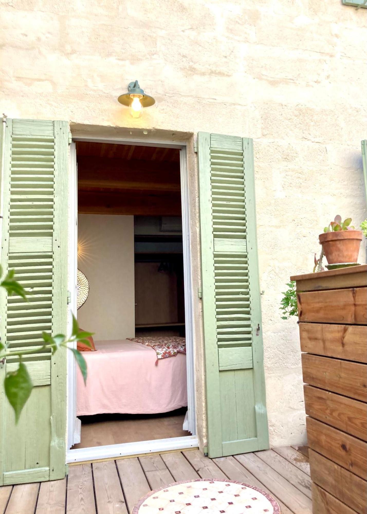 Le Petit Avignon - Chambres & Appartement A Deux Pas Du Pont D'Avignon Et Du Palais Des Papes Δωμάτιο φωτογραφία