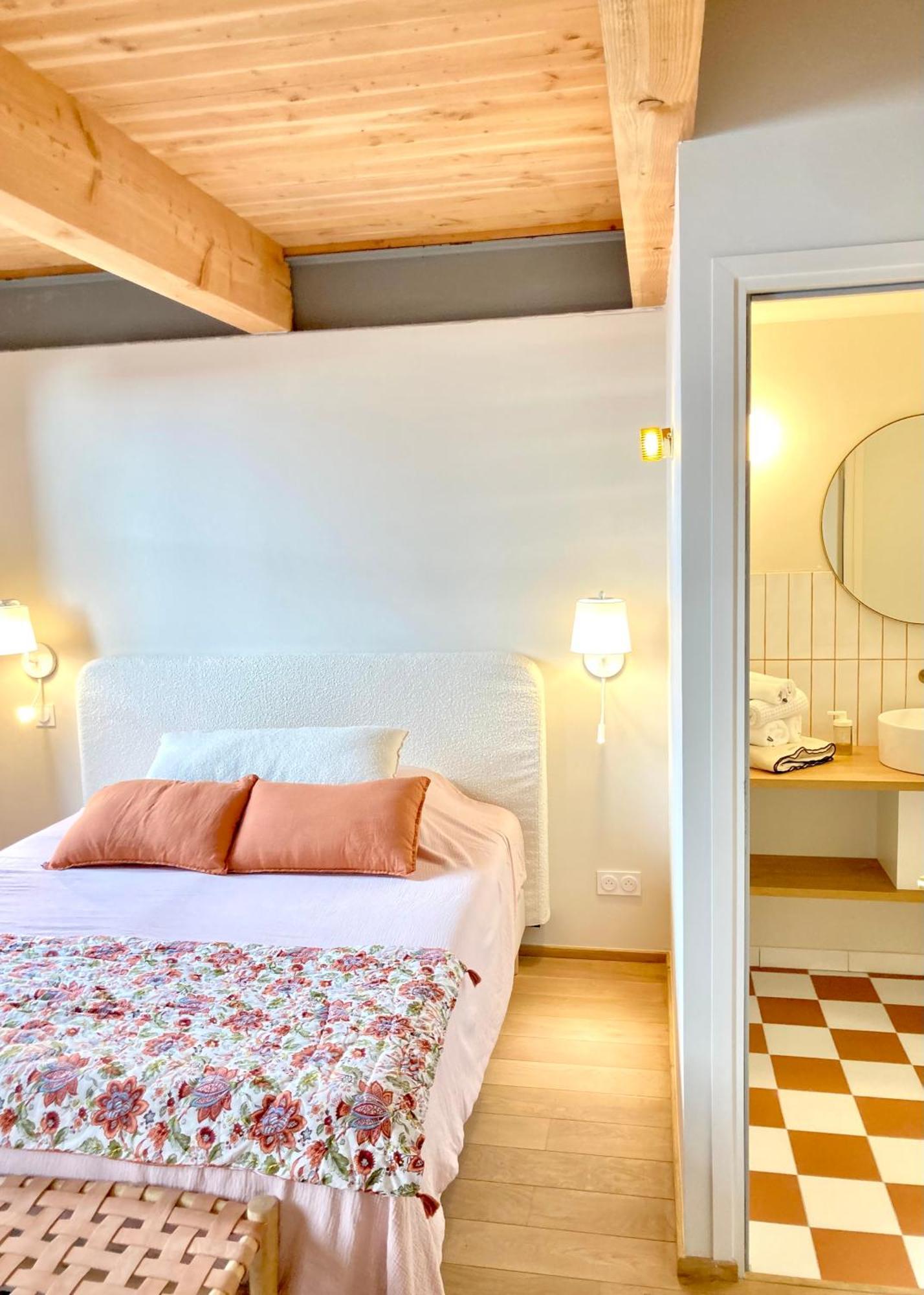 Le Petit Avignon - Chambres & Appartement A Deux Pas Du Pont D'Avignon Et Du Palais Des Papes Εξωτερικό φωτογραφία
