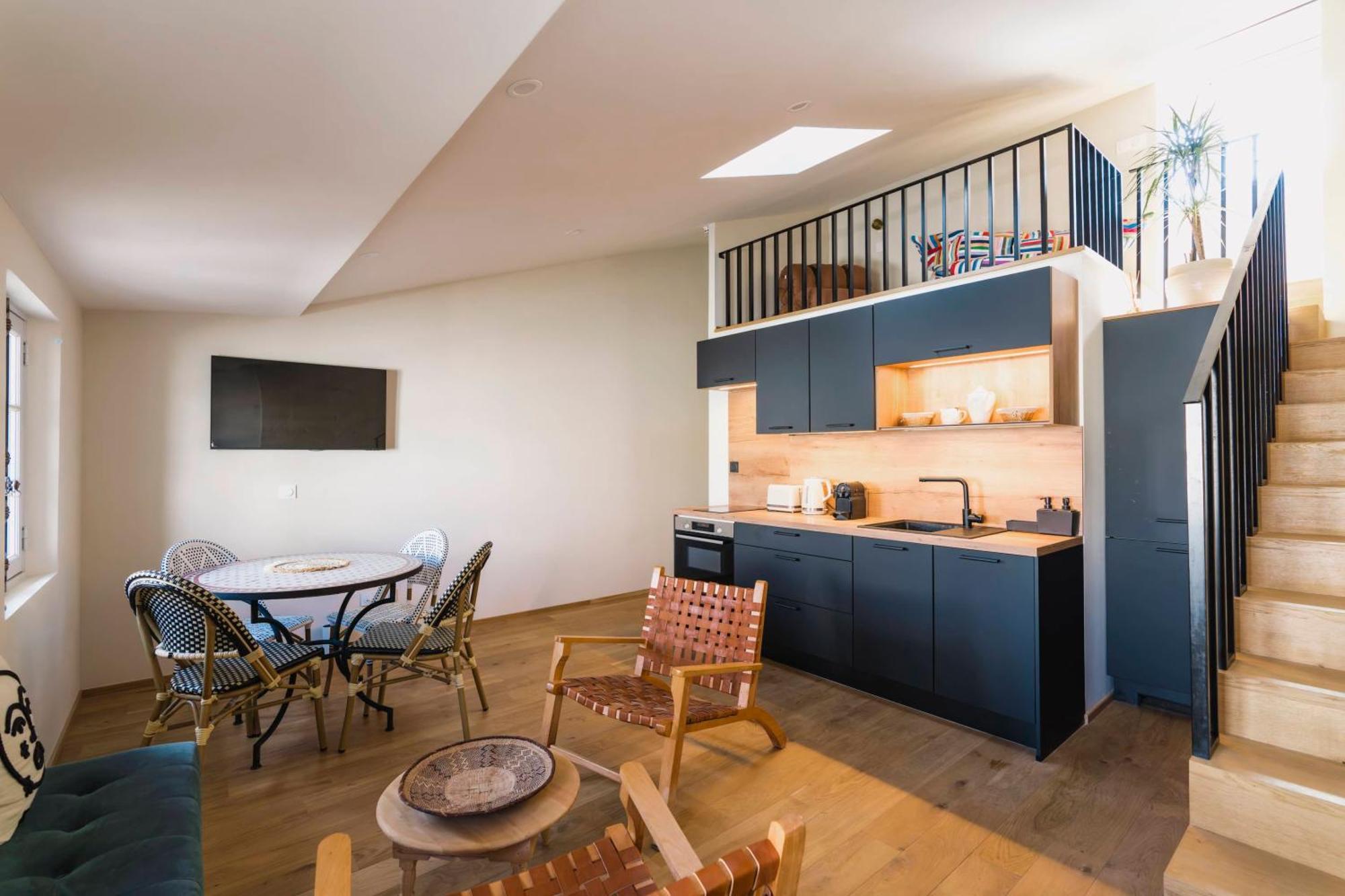 Le Petit Avignon - Chambres & Appartement A Deux Pas Du Pont D'Avignon Et Du Palais Des Papes Εξωτερικό φωτογραφία