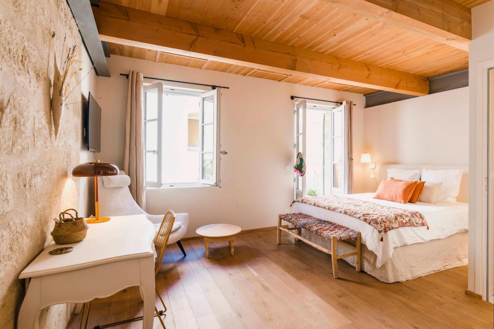 Le Petit Avignon - Chambres & Appartement A Deux Pas Du Pont D'Avignon Et Du Palais Des Papes Εξωτερικό φωτογραφία
