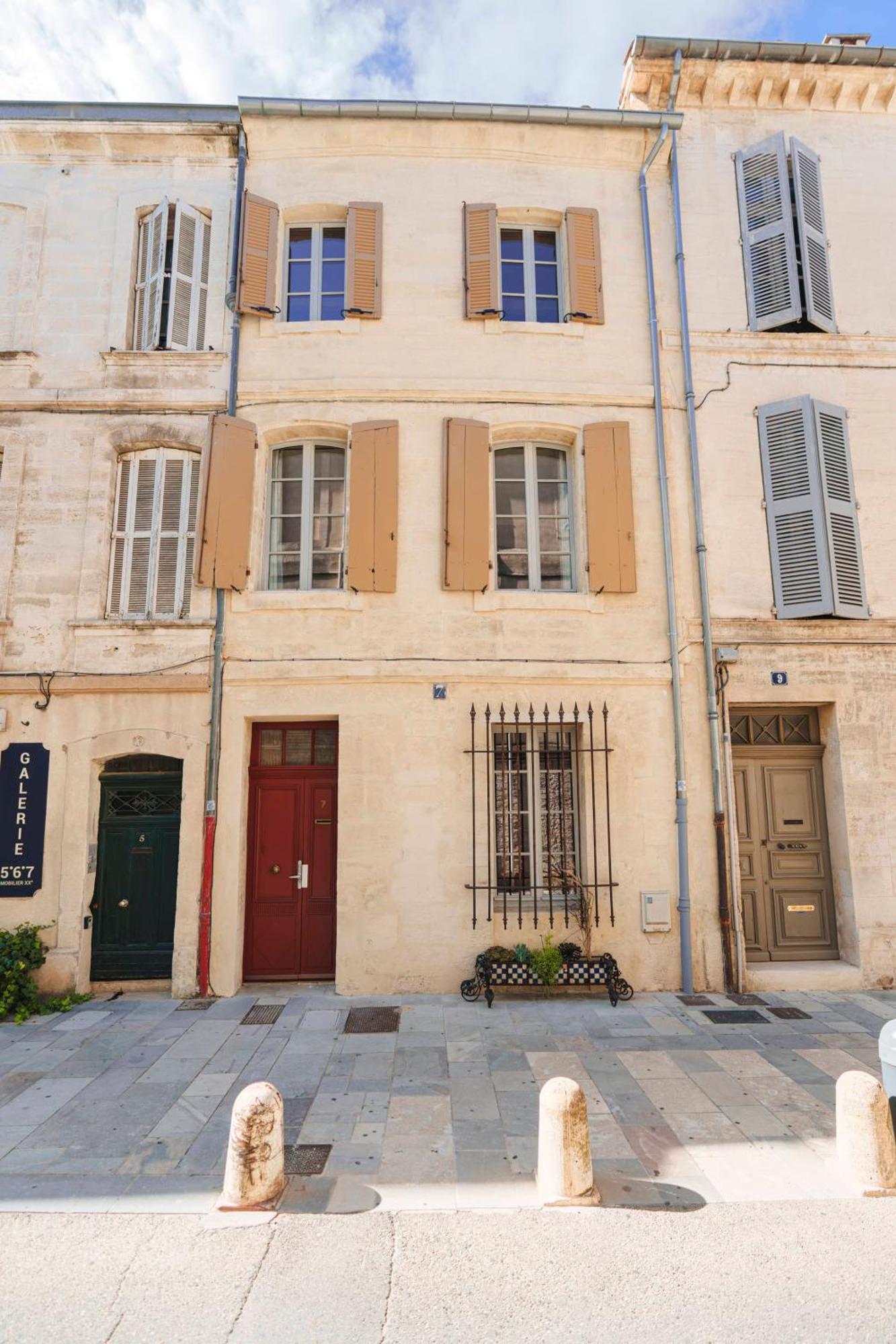 Le Petit Avignon - Chambres & Appartement A Deux Pas Du Pont D'Avignon Et Du Palais Des Papes Εξωτερικό φωτογραφία
