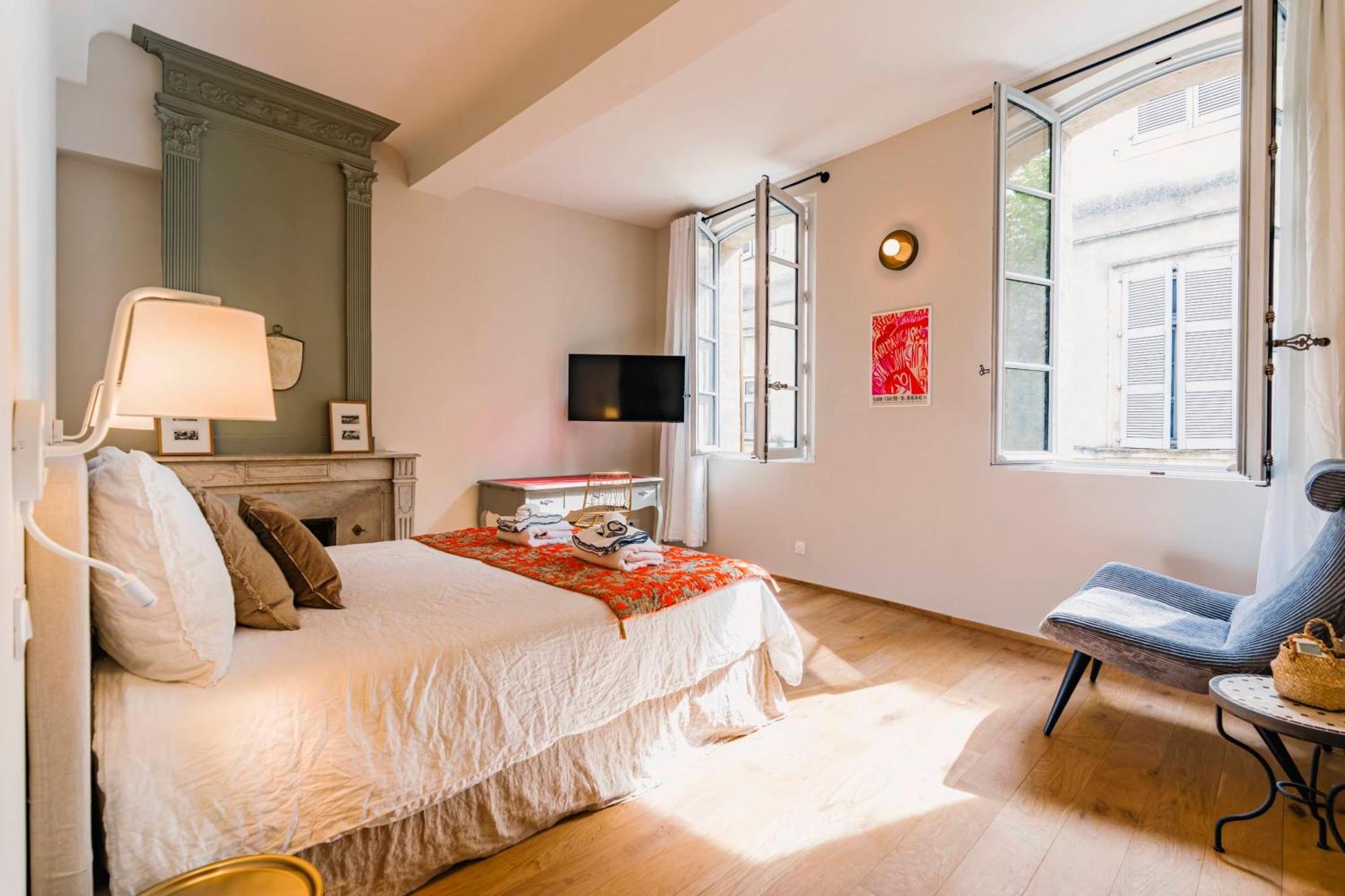 Le Petit Avignon - Chambres & Appartement A Deux Pas Du Pont D'Avignon Et Du Palais Des Papes Εξωτερικό φωτογραφία